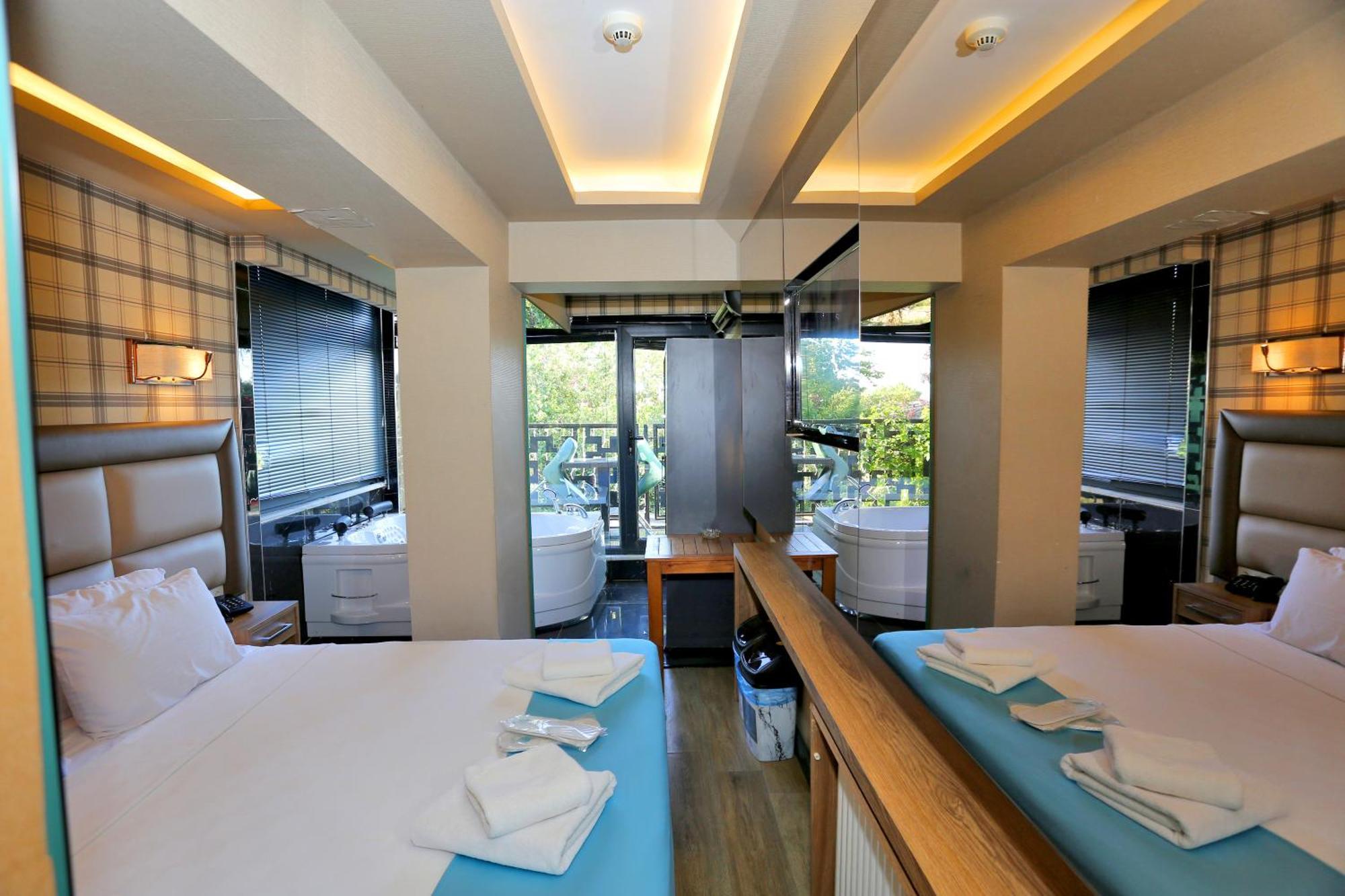 Turkuaz Hotel Provincia di Provincia di Istanbul Esterno foto